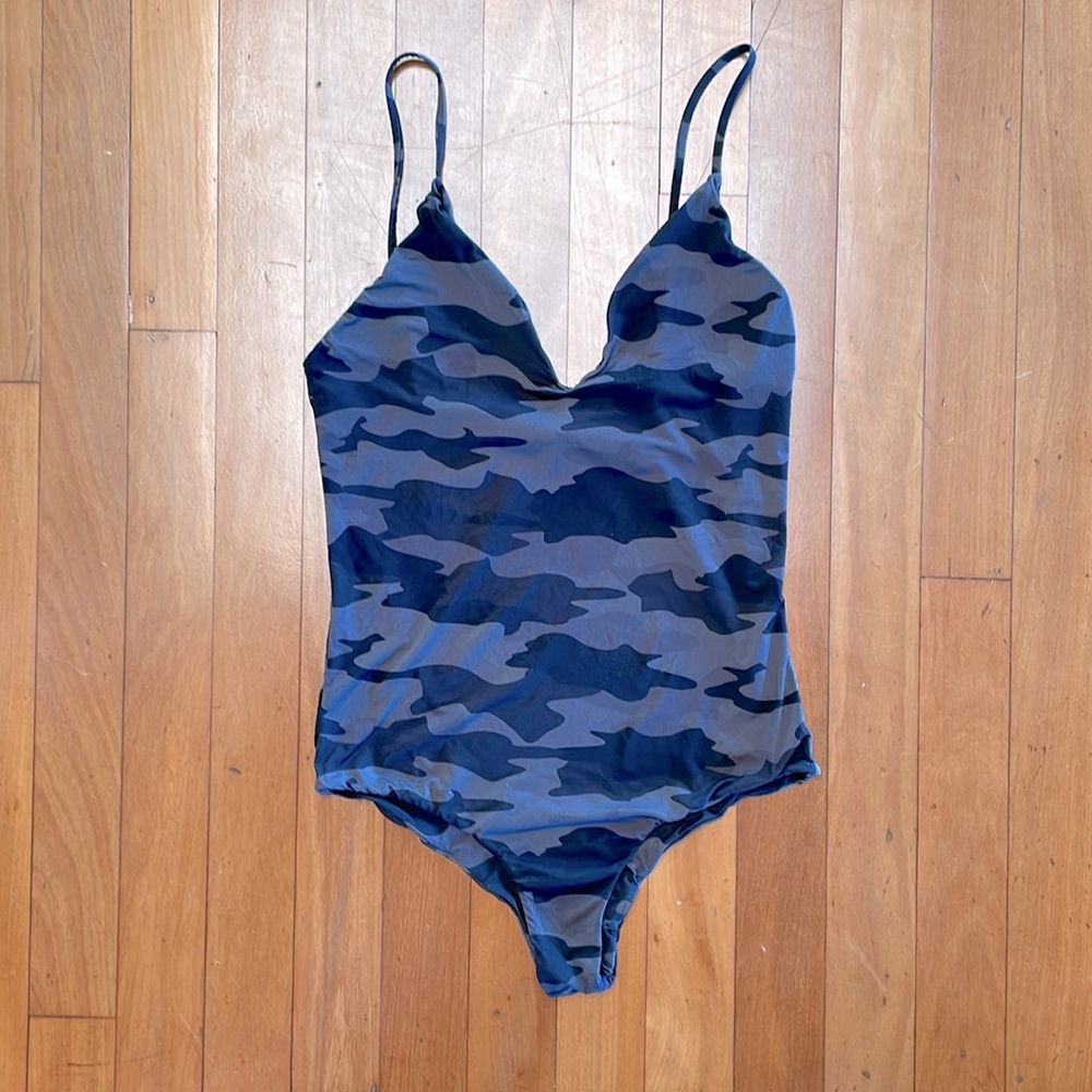 Mai Deluxe Everyday One Piece, Black Camo